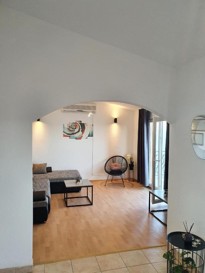 Apartment Zadoda Omiš Екстериор снимка