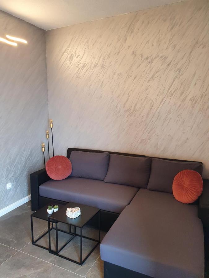 Apartment Zadoda Omiš Екстериор снимка